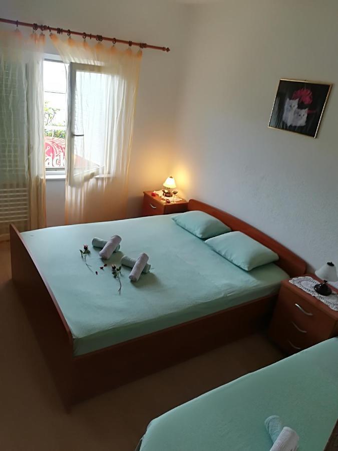 Apartment Nela Baška Voda Extérieur photo
