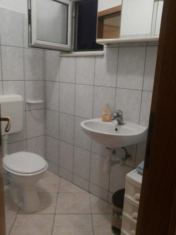 Apartment Nela Baška Voda Extérieur photo