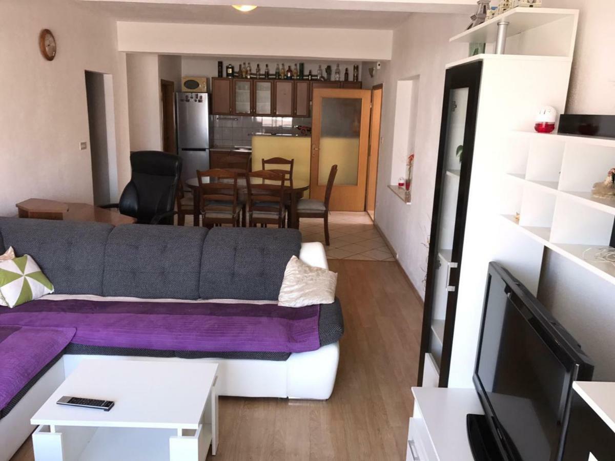 Apartment Nela Baška Voda Extérieur photo