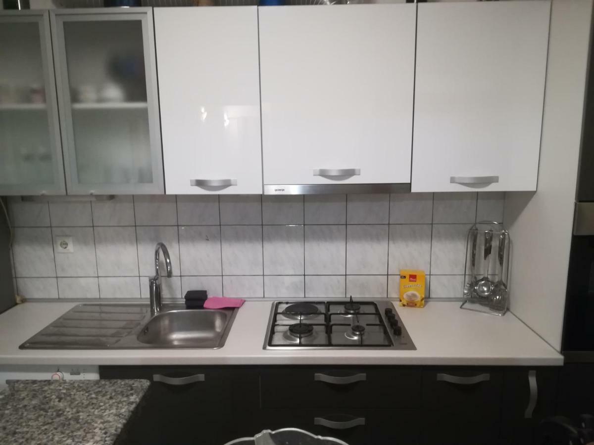 Apartment Nela Baška Voda Extérieur photo